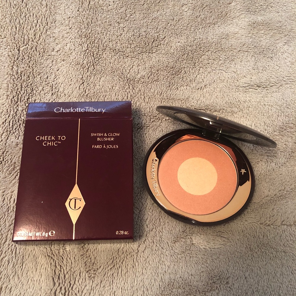 Charlotte Tilbury Cheek to Chic Blush Pillow Talk